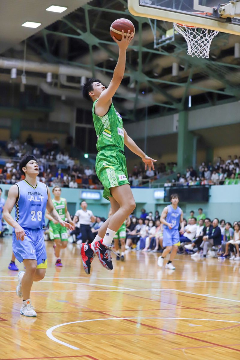 taichi0244's tweet image. #ta1diary【vol.1089】

エキシビジョンマッチ無事終了🙆‍♂️
毎年進化を遂げて今年は1300人超え！
徳島のバスケ熱がグッとあがったんでは？！🔥
関係者の皆さんありがとうございました♪
楽しかった〜

#ONEPROJECT
#喜多機械産業産業株式会社
#とくしまイル

#中村太地　#ta1 
#Bリーグ　#シーホース三河