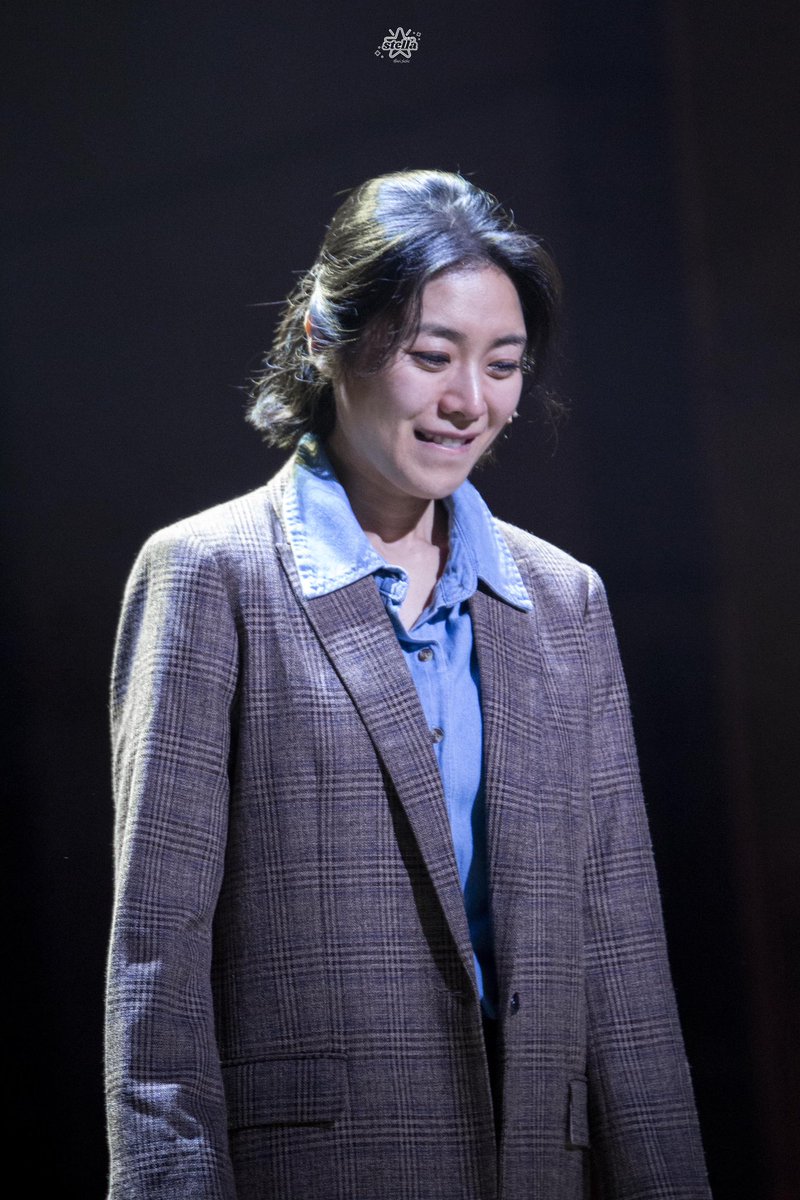 ari_picpic's tweet photo. 20220906 뮤지컬 어차피 혼자 커튼콜
독고정순 役  조정은 배우님 
 
🫶 https://t.co/qfwcgECfHu