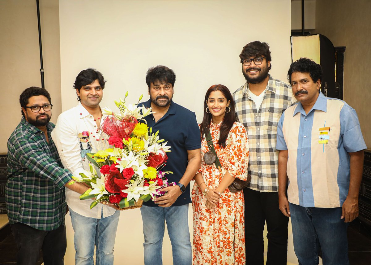 sreevishnuoffl's tweet photo. Beyond blessed to have you launch our Trailer sir MEGASTAR @KChiruTweets 🤗

Forever indebted to you for taking out your time for us 🙏🏻

- https://t.co/6WsNyC9XzT 

#Samajavaragamana In cinemas from June 29 ✨ https://t.co/VzIO1AwoXE