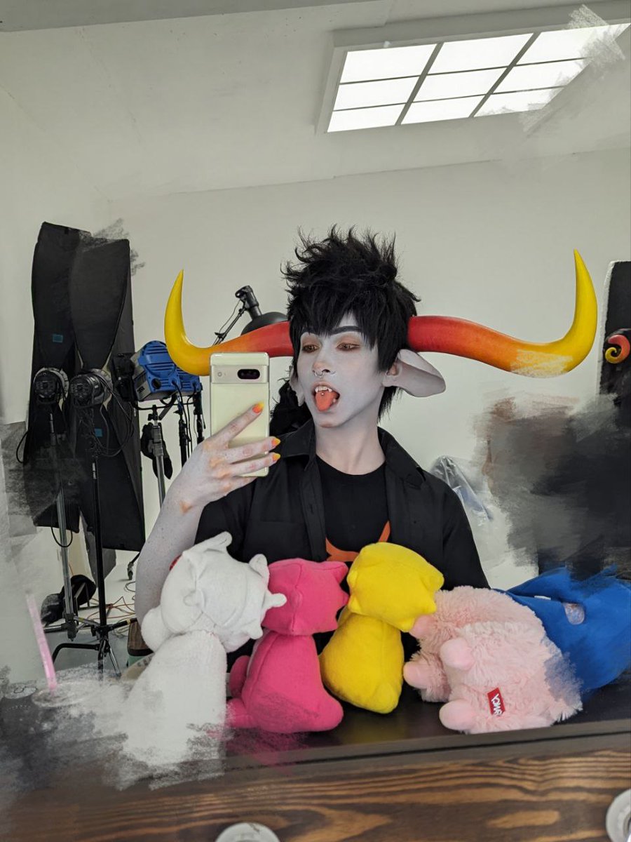 Parrot_Carrot's tweet photo. ХОУМСТАК В 2к23??? Да!
Как грится homestuck forever ❤️ https://t.co/bSXLcJrcye
