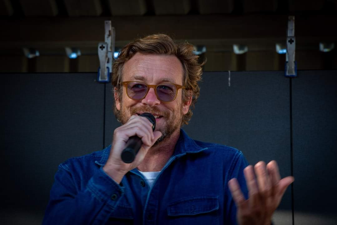 HanaaAnne's tweet photo. Simon and Ivan Sen at the event of 'Breakfast with the Stars' at the Australian Hotel ❤
#simonbaker #ivansen #VisionSplendidFilmFestival https://t.co/hG49TsKZNy