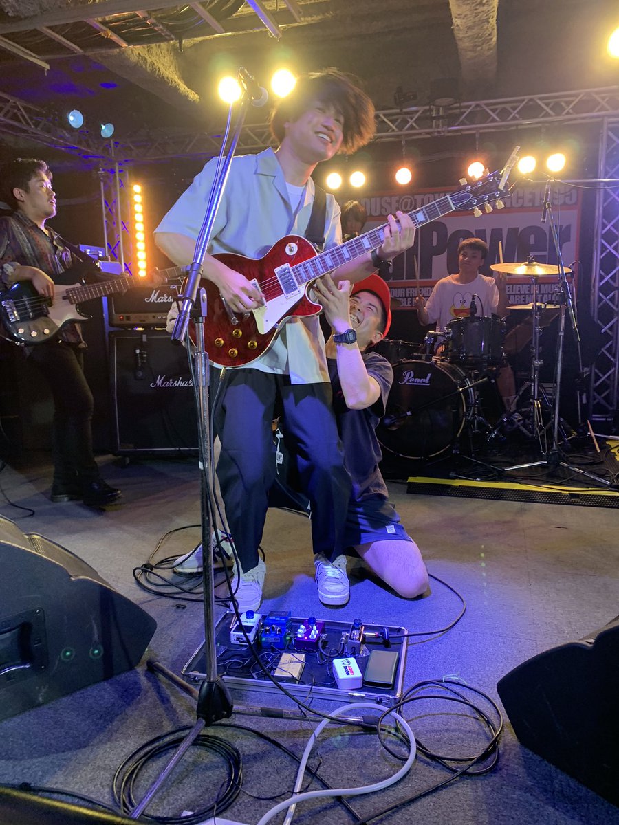 back_on_live's tweet photo. 本日も、SoulPowerで富山のバンドマンによる熱いイベントが行われておりました!
いろんな出会いがあり、とても良い夜でした。
ライブハウスには、音楽や人との出会いが広がってます。
#ROLLROLLROLL
#ソウルパワー
#back_on_live https://t.co/6aF6vPMszv