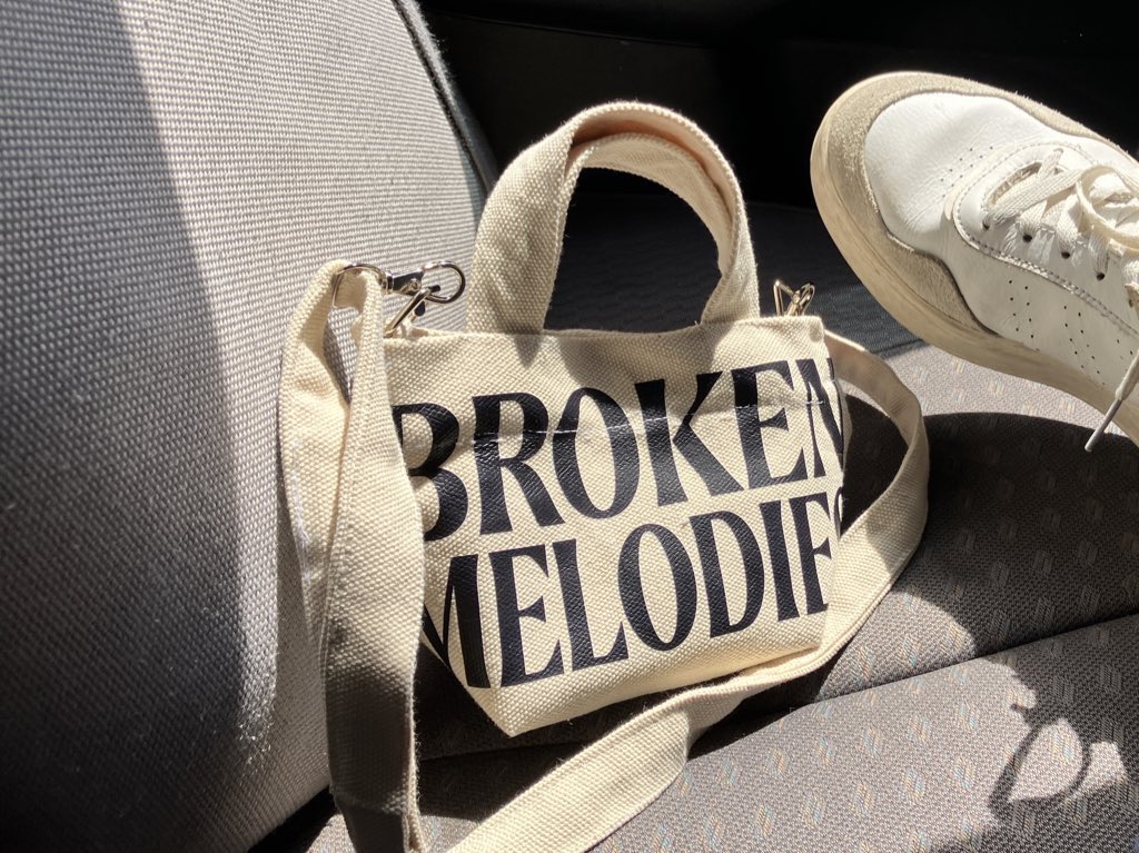 markedfits's tweet photo. ph giveaway! 🖤

nct dream broken melodies mini totes

—rt/ like selling tweet (see comments)
—mbf
—tag a friend! multiple entries are okay! (selling tweet) https://t.co/rmfykY9e9U