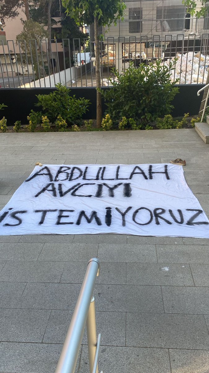 OkochaBey's tweet photo. ABDULLAH AVCI’YI İSTEMİYORUZ! https://t.co/FTxUgoG2Ig
