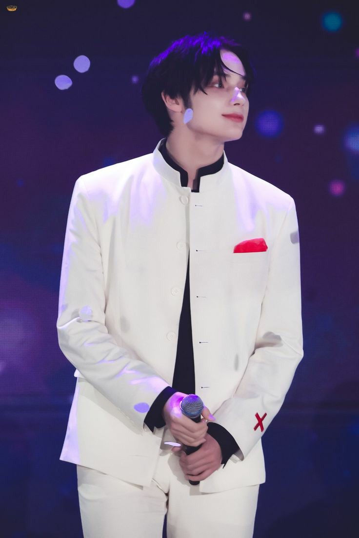 nhueningkai's tweet photo. @soobiync @inyoap @GOLDENRPEO ᅠ
Tawa kecil dari sang calon pun terdengar jelas menanggapi ucapan Steve. Tangannya pun menggenggam erat tangan sang kekasih lantas ia menganggukkan kepalanya pelan.

"Haha, iya. Aku siap meskipun sebetulnya dadaku berdebar karena ucapanmu barusan."
ᅠ https://t.co/bjWLHi7T5Y