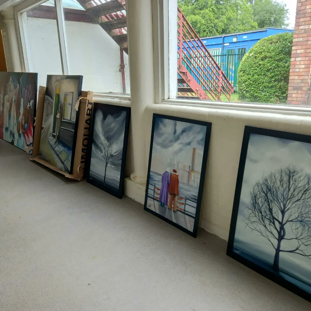 Boxed to exhibit, one on the easel being picked up by the customer and a final oiling out of exhibition pieces. People might not realise the graft that goes into creating. Those who do thanks for your support.

WEST TOWER LIVERPOOL 28 TO 30 JUNE
