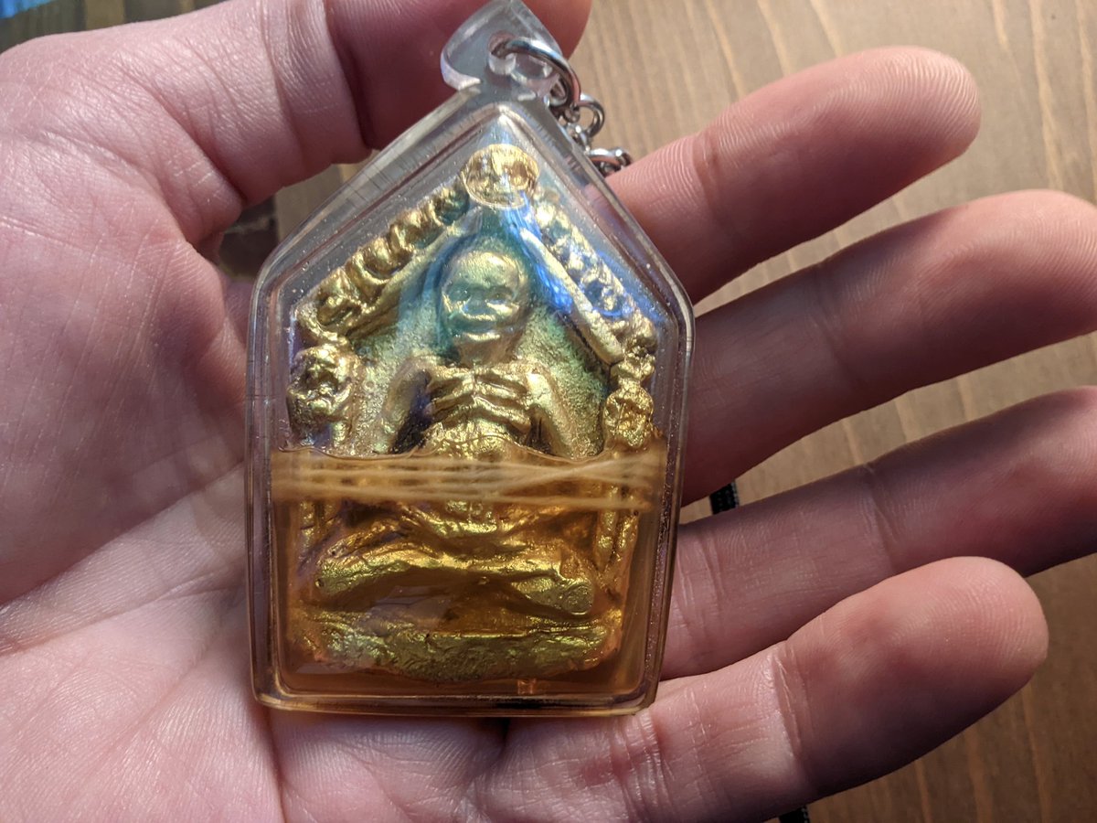 SoapBoxWithRJB's tweet image. Rev's shit is on sale.
20% OFF - Thai Amulets, Cunning Curios, Consultations. The works.