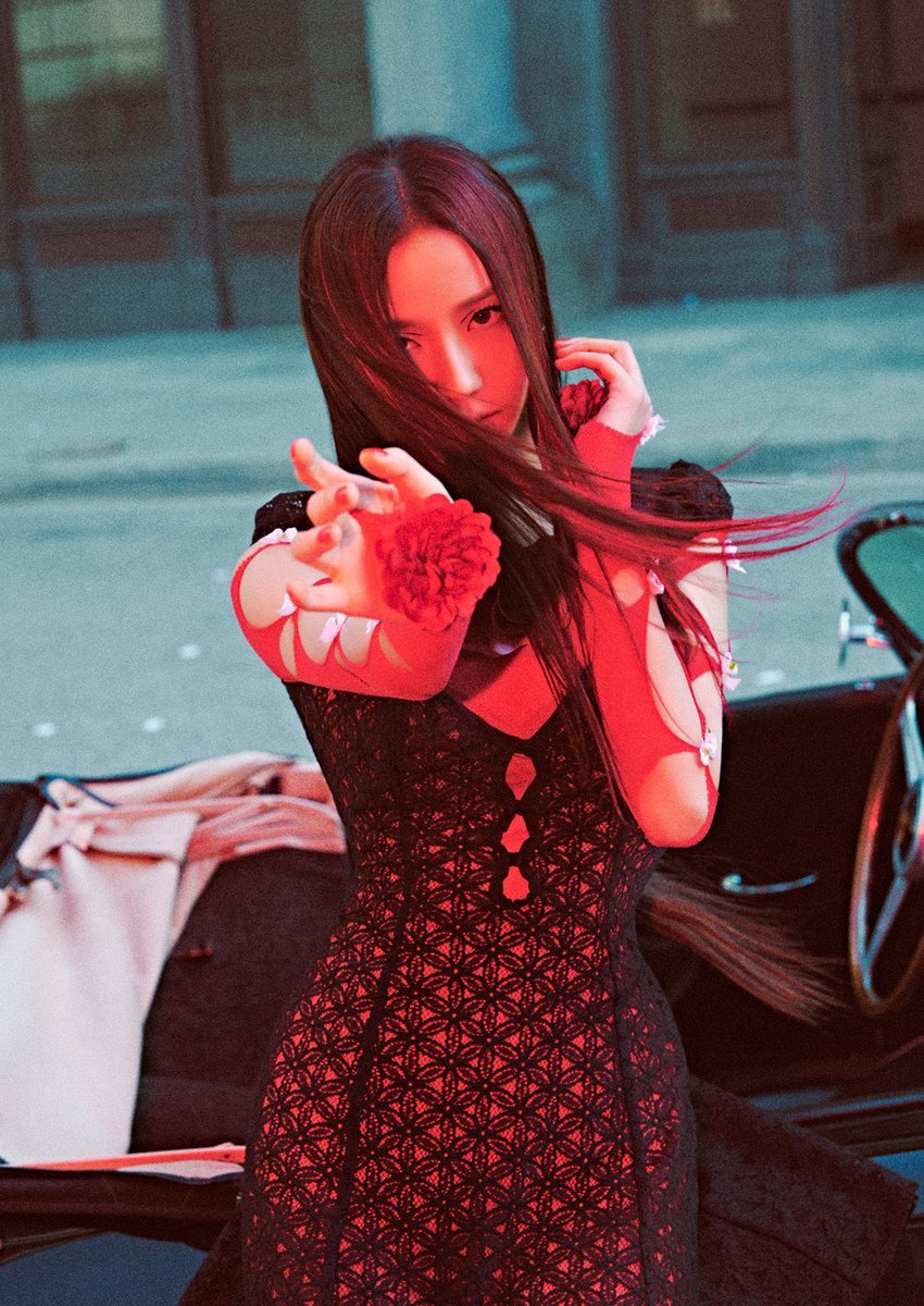 InfoKpopFR_'s tweet photo. Le son 'Flower' de Jisoo a atteint les 200 millions de streams sur Spotify https://t.co/CyTZfVcGjK