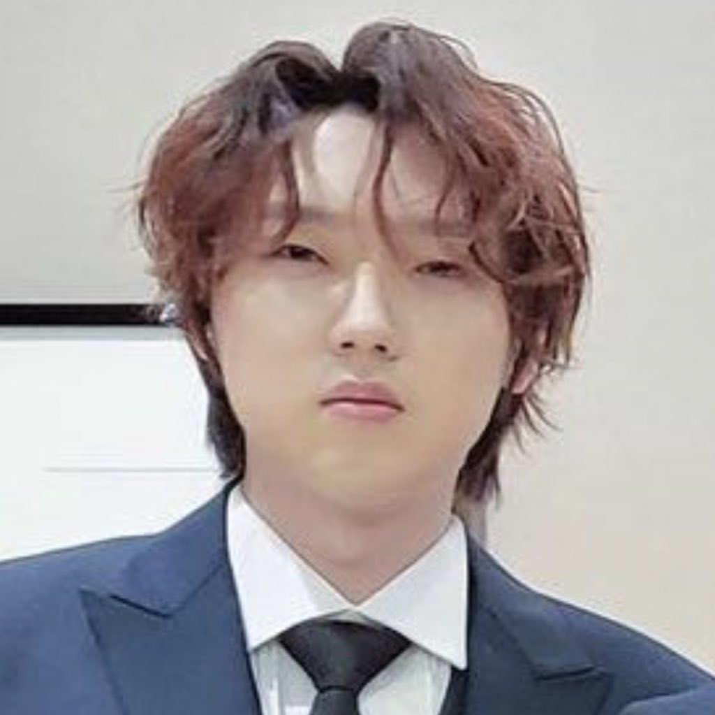 _cherari's tweet image. 강형호 이 사진 너무 티벳여우 ㅋㅋㅋㅋㅋㅋㅋ