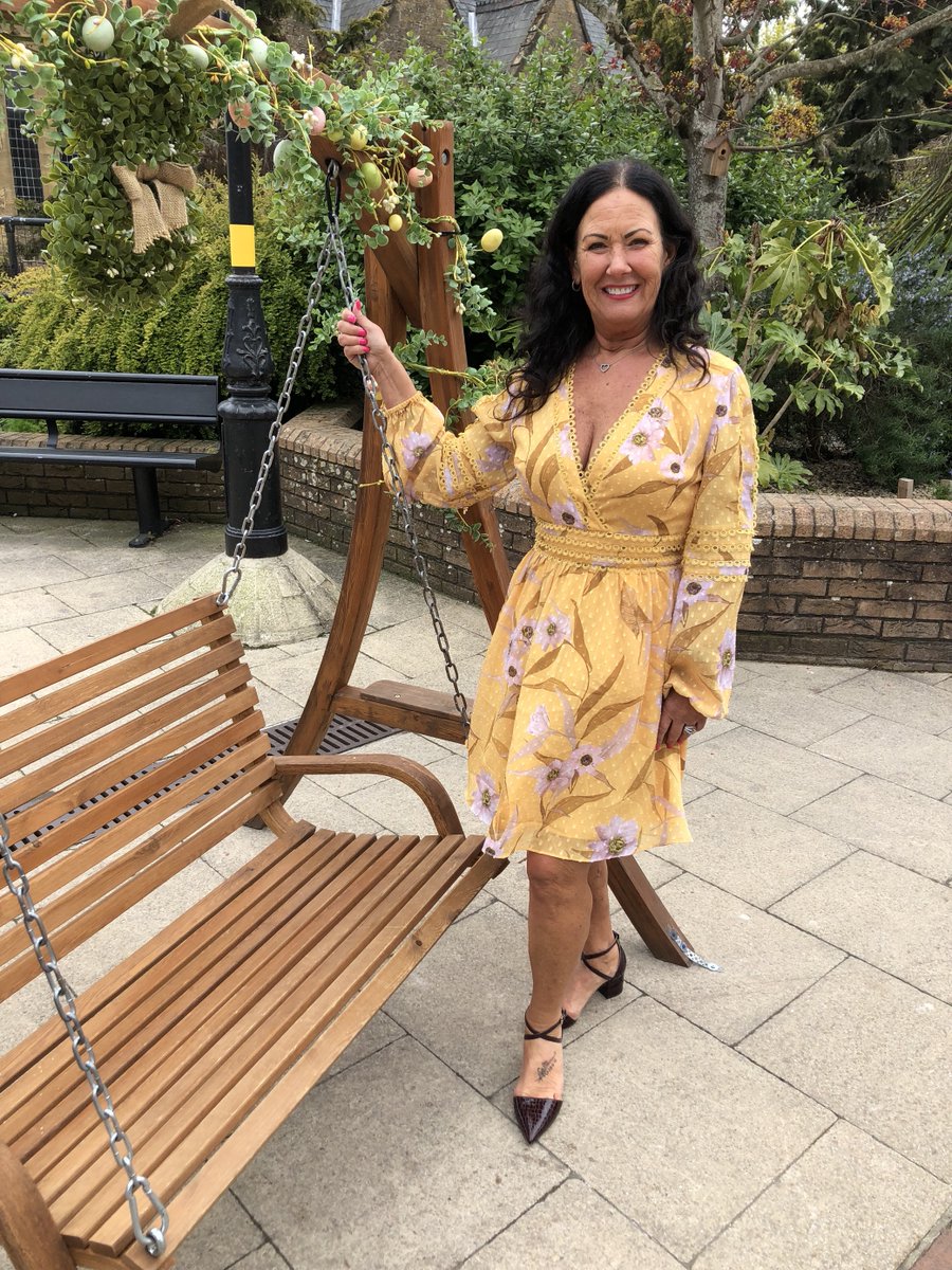 Wedding Season Inspo 💒

From Black tie to casual, here at Newlife we have wedding guest dresses for every theme! 

Find your nearest store through the link in our bio and find your wedding guest outfit at a Newlife bargain price