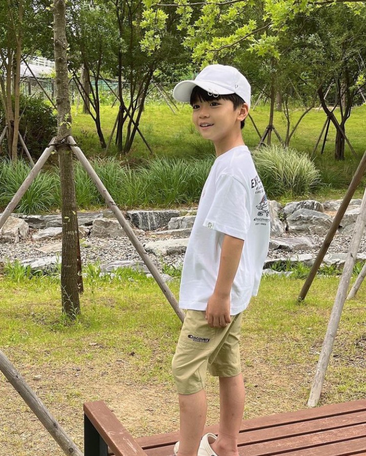 punyacla's tweet photo. ㅤㅤ
ㅤㅤ
11 years old of Caleb Claude
1 year old of Callysta Claude

ㅤㅤ https://t.co/1Sc5YODMCA