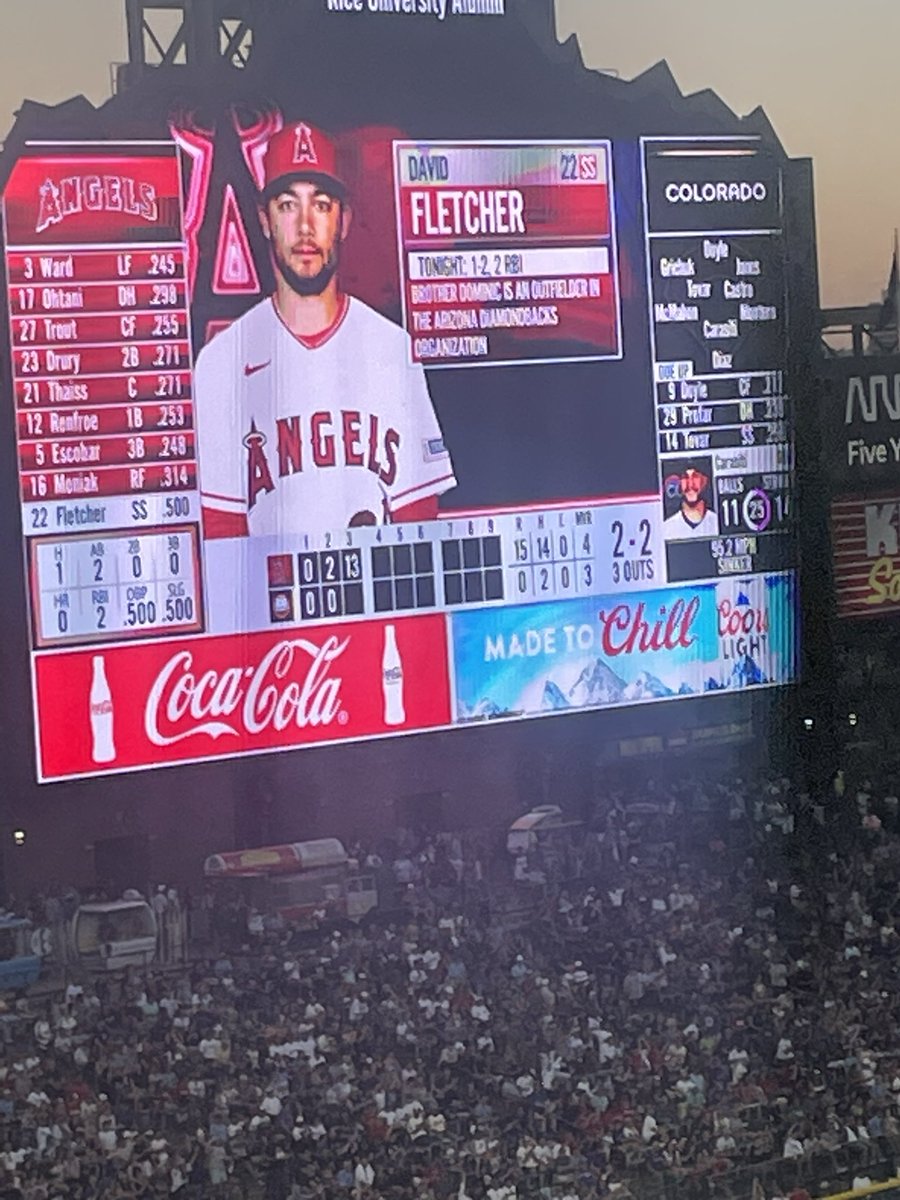 MichaelForlenza's tweet photo. @MLB @Angels I left shortly after this picture was taken https://t.co/fUa5TxLQwu