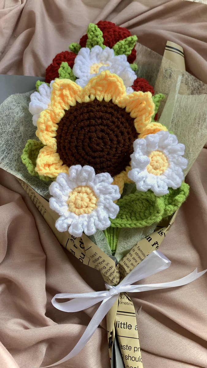 daishy05's tweet image. anw benang yang kemarenn udah jadii aku bikinn iniiii xixi💐💗