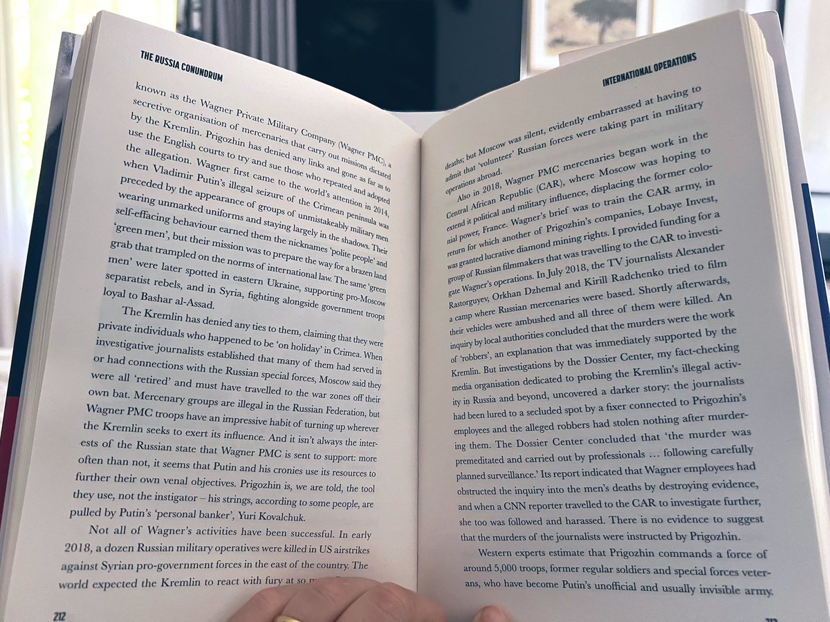 GChrtrn's tweet photo. #RestingSunday 🟰 #ReadingSunday📖 https://t.co/8RGnHiUE1G