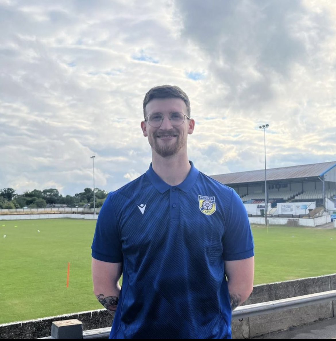 🚨 Announcement 🚨 ✅ Strength and Conditioning Coach Bailey Harwood becomes the latest addition to the First Team Staff 🤝 We would like to welcome Bailey to the WezzieCanã for the upcoming season!! frickleyathletic.co.uk/a-new-addition… 🔵⚪️🔵 #forzafrickley