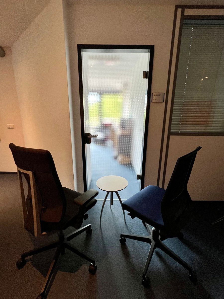 Ms. Conni tweet media