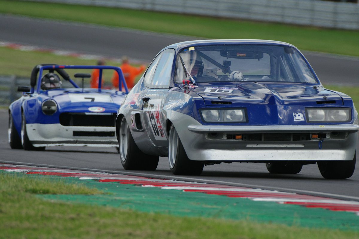 Thundersaloons's tweet image. Spotted: Vauxhall Victory!

Tony Davies &amp;amp; his Transpeed Vauxhall Firenza claimed the Historic Modsports &amp;amp; Special Saloons race win yesterday at Donington Park 🏁

#HistoricModsportsSpecialSaloons #DoningtonPark #HSCC 

(📸©️ @PhilipRainford)