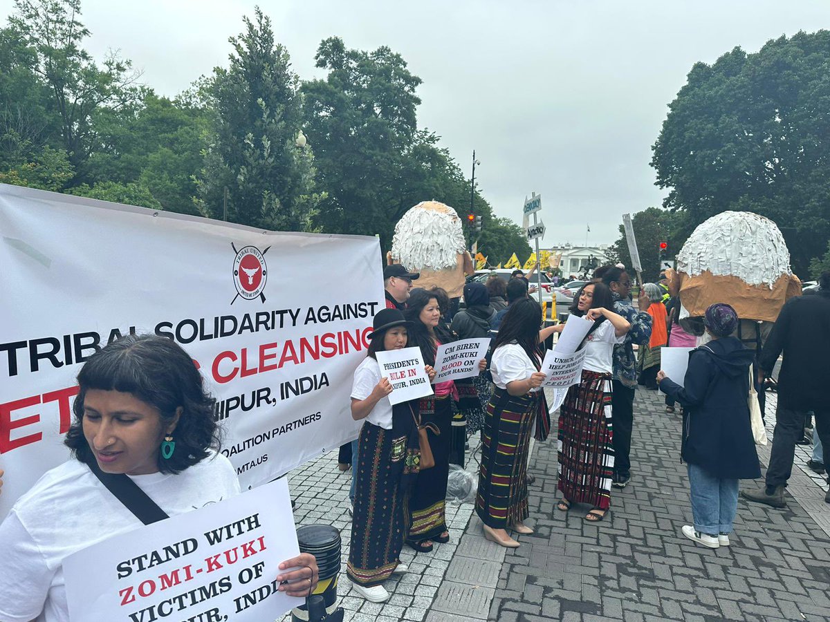 rchouhan_bagh's tweet photo. USA🇺🇲
Kuki tribal people protested against PM @narendramodi & President @JoeBiden outside of the Whitehouse. Indigenous kuki people are continually being targeted by meitei community in manipur, india. Its more the 50days of conflict #ManipurBurning #ManipurViolance #SpeakUpModi https://t.co/3P5a8xd028