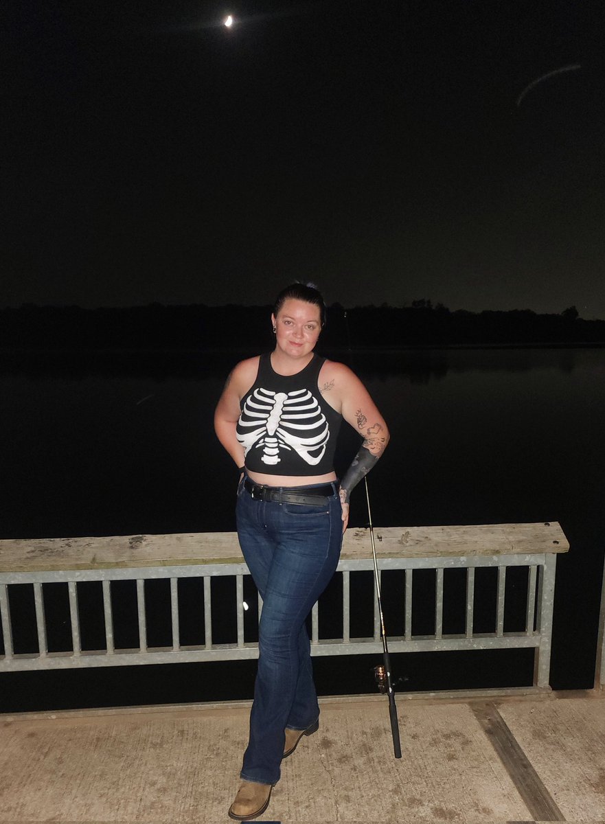 I didn't catch any fish tonight, but my sister caught two catfish. Although it was nice having girl time, just the two of us. 

#fishing #catfish #assholeskeptstealingmybait #betterlucknexttime