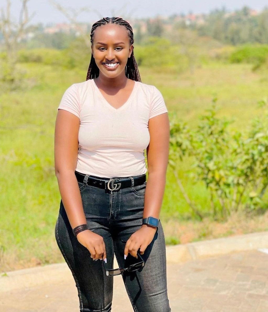 AkakundaRecheal's tweet photo. In appreciation darlings today, I am following people with small accounts. Retweet like and follow.  Say hi will follow you immediately. 

Love you all ❤️❤️❤️❤️ https://t.co/WbPrXAQq2M