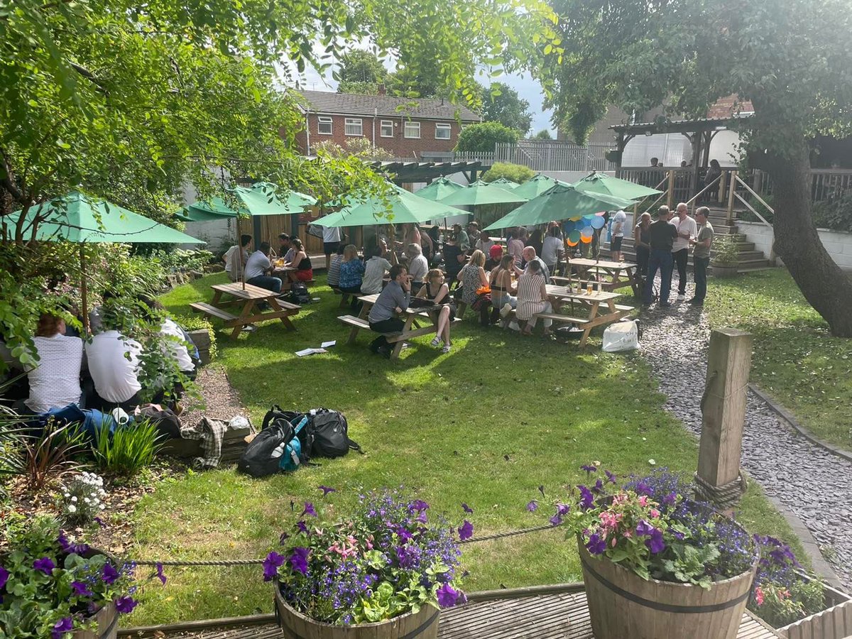Sunday session in our sun trap of a garden today. Awesome range of spritzers over ice. #weareuon #university #secretgarden #teamnuh
