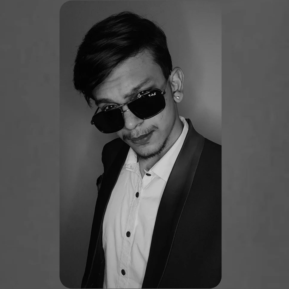 Memes_Minati's tweet photo. @whereischaii Oky🖤 https://t.co/kLv5PNkdzk