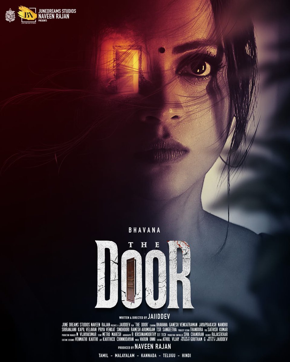 Discover The Door's hidden mysteries. #ProducerNaveenRajan #THEDOOR #TheDoorMovie #Bhavana86 #Jaiiddev @talk2ganesh @Priyaaavenkat @SindhooriC @Roshni__roshu @jaiiddev @gouthamgdop @VenmathiKarthi @raveena116 @cutbycut24 @teamaimpr