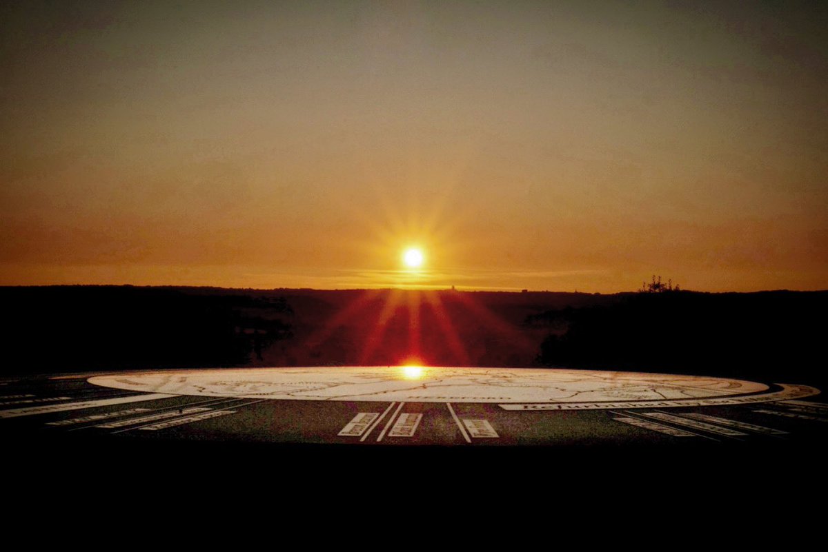 Sunrise <a href="/NTKinver/">Kinver Edge</a> this morning. Well who could resist?! #kinver