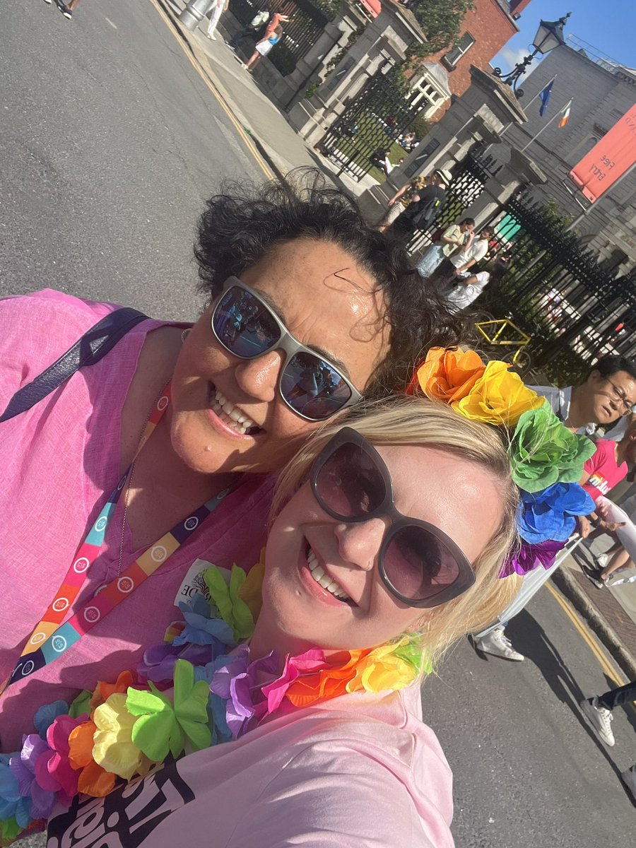 It was a wonderful, bright shiny day full of love and joy! @DublinPride @heeryd @ronanohall @MaterTrauma @MaterNursing #OurMaterTeam #MaterPride