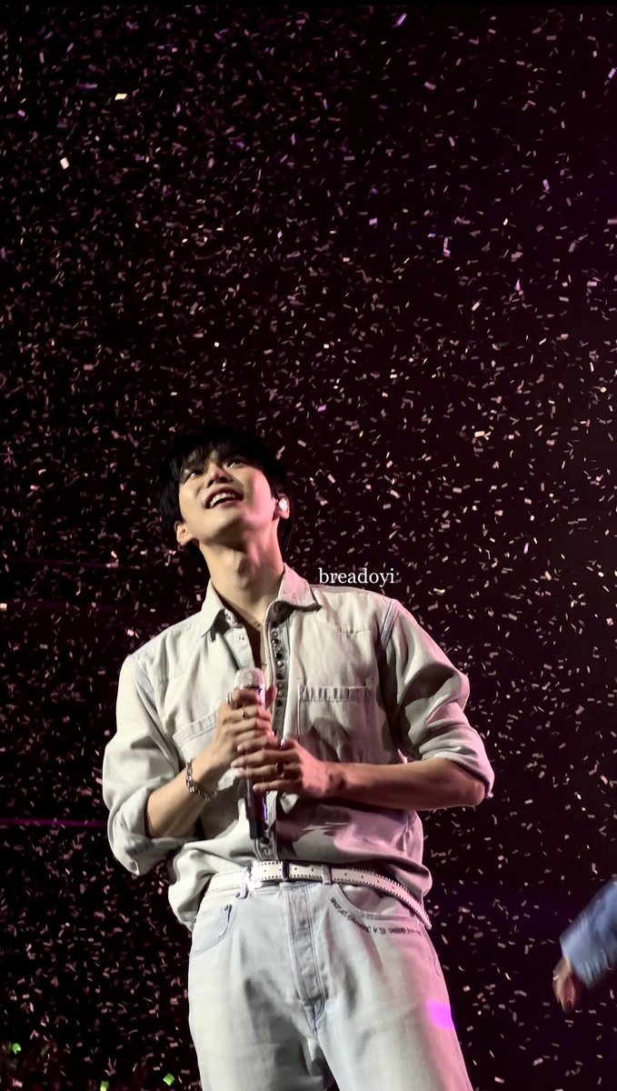 breadoyi's tweet photo. i pray you never lose the sparkle in your eyes, my love 🥺🤍

#DOYOUNG 
#NCTDoJaeJung_Manila https://t.co/6kCrkxAQZz