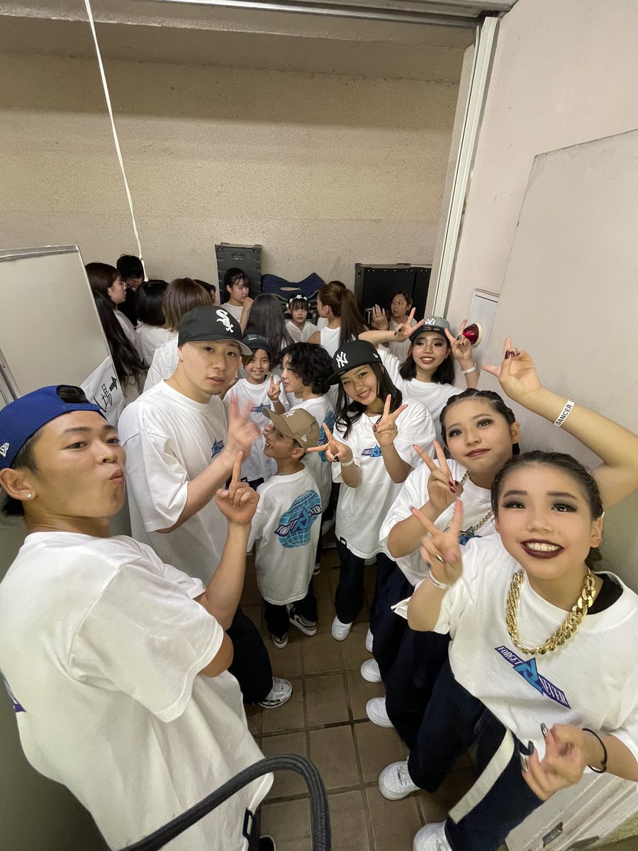 FlagPoint's tweet image. MOVEMENT PARK 2023
YURIEナンバーにてフラポ発表会として出演させていただきました〜！！
無事大成功&amp;amp;大盛り上がりでした！！🥳
ありがとうございました❤️‍🔥❤️‍🔥❤️‍🔥
#yurieナンバー #発表会