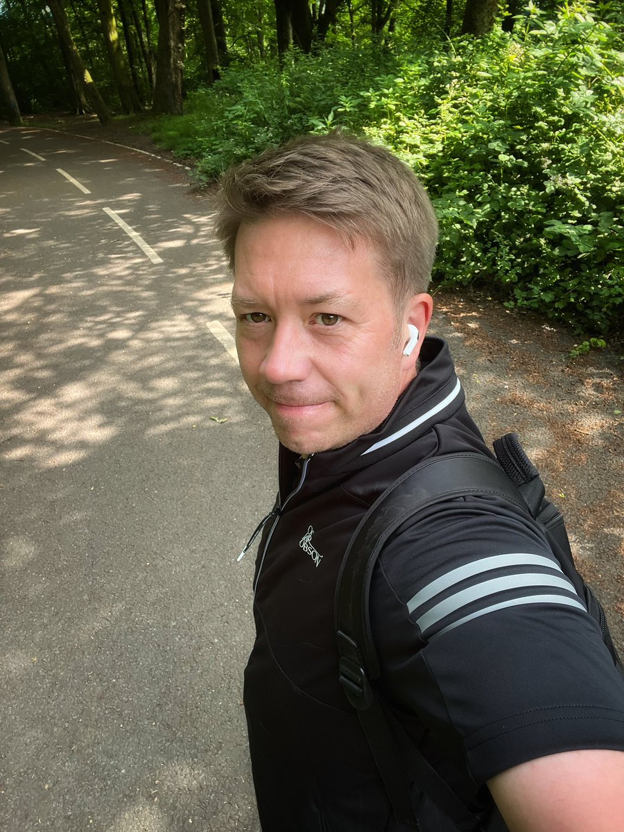 FairwaysAndFood's tweet photo. 🥾 Weekend walks …
Getting back into healthier habits and routines is starting with a good 4 mile walk through local woodlands in the morning ☀️before the afternoon ⛈️ arrives.
Walking is great for physical and mental well-being.
#walking #healthylifestyle #walkshire https://t.co/9TkRsE5vxr