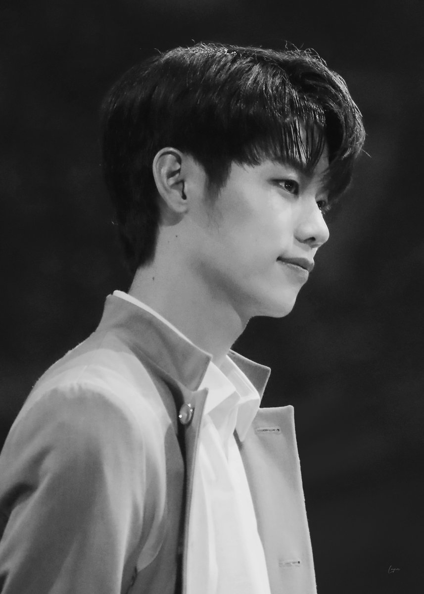 Layers_JH's tweet photo. 🍀🍀🍀
#이정현 #LEEJEONGHYEON https://t.co/snI1vdS1bi