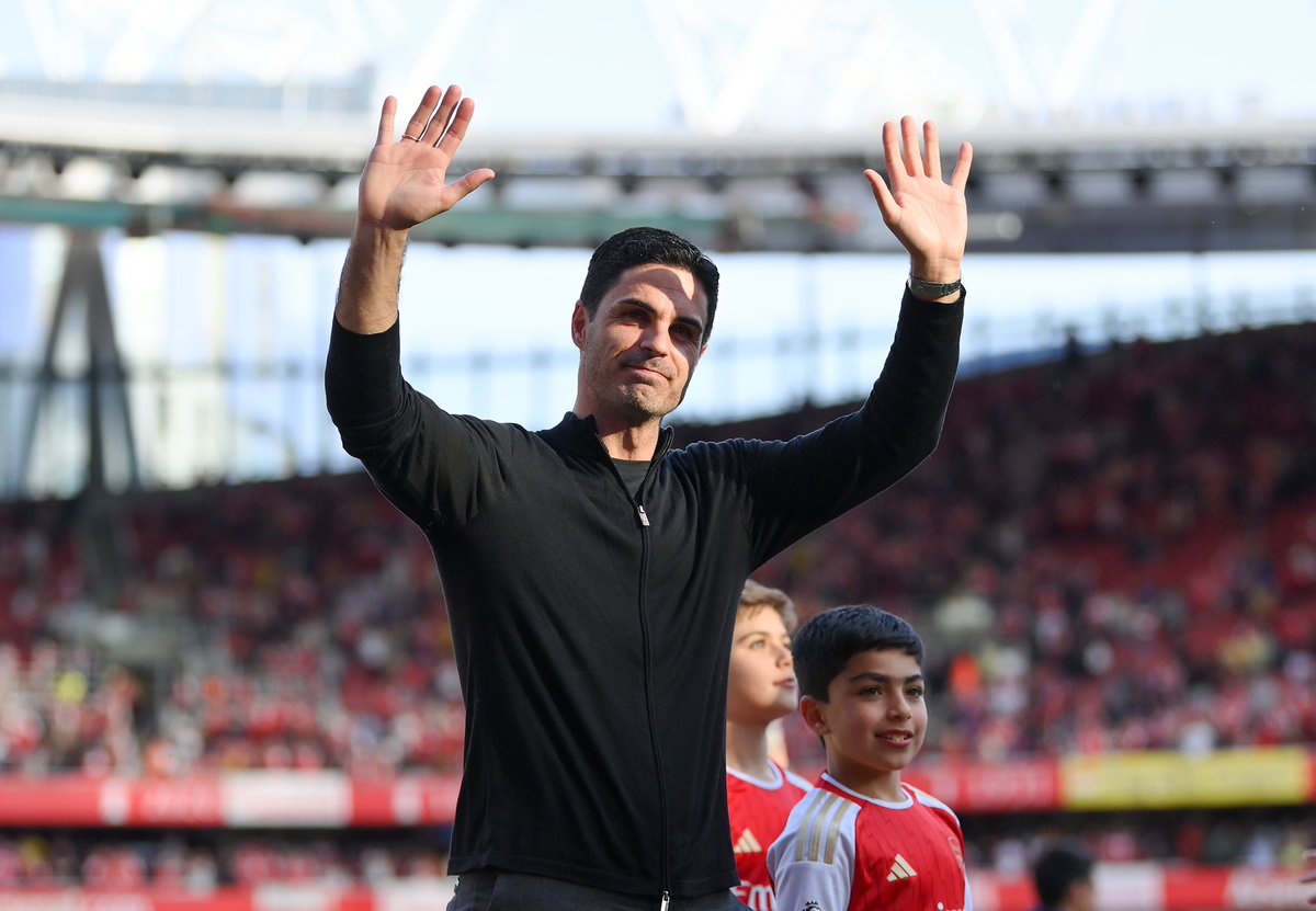 FabrizioRomano's tweet photo. Arteta on proposal from PSG: “I can only say that I’m happy at Arsenal. I feel loved and also appreciated by the owners. I’ve lot of things to do for this club”. ⚪️🔴 #AFC

“I’m very happy and really, but trust me incredibly grateful for being Arsenal’s manager”. https://t.co/uMPFkKoiEv