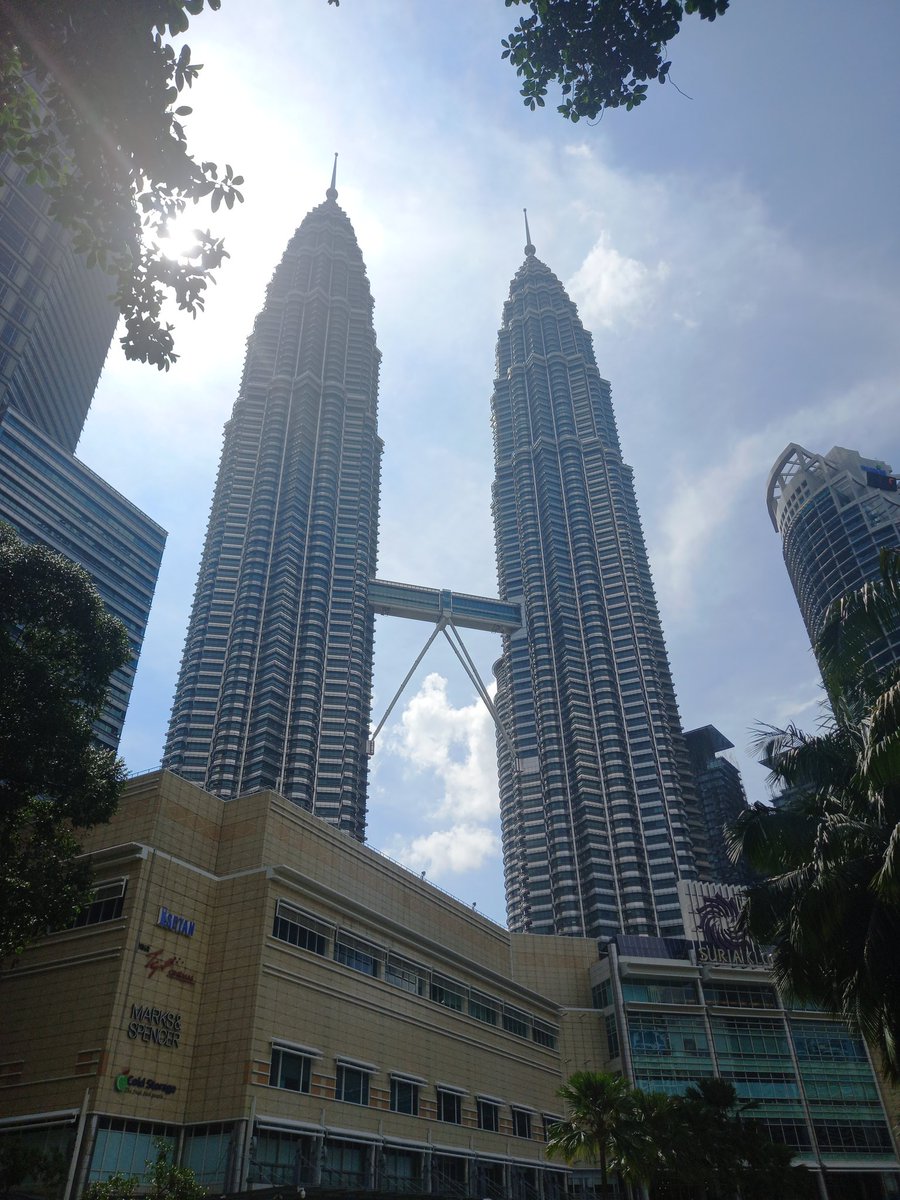 bevng1971's tweet image. After donkey years, ive come to #klcc and took sum shots #petronastwintowers  #klcity