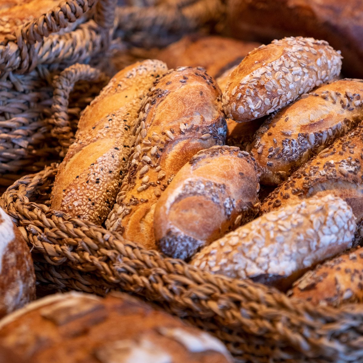 firinobakery's tweet photo. Bizimle birlikte hamurun sihrine ortak olun. ✨
// 
Join us to witness the magic of dough. ✨

#fırıno #artisanbakery #bakery #gaziantep #dinner #breakfast #lunch https://t.co/1GjRgQW0Lb