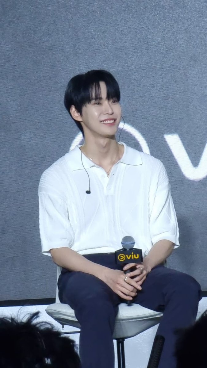 doyoung all smiley 🥺🥺🥺

#NCTDoJaeJung_Manila
#DJJ_PerfumeManila
#NCTDoJaeJungwithVIU