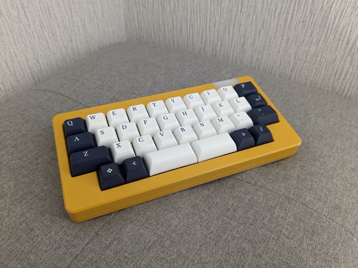 druz320's tweet photo. Keyboard: Apricot
Switch: Penguin V2
Keycap: KAT Napoleonic
#KEEB_PD #KEEB_PD_R154 https://t.co/GjL0yIQ6RT