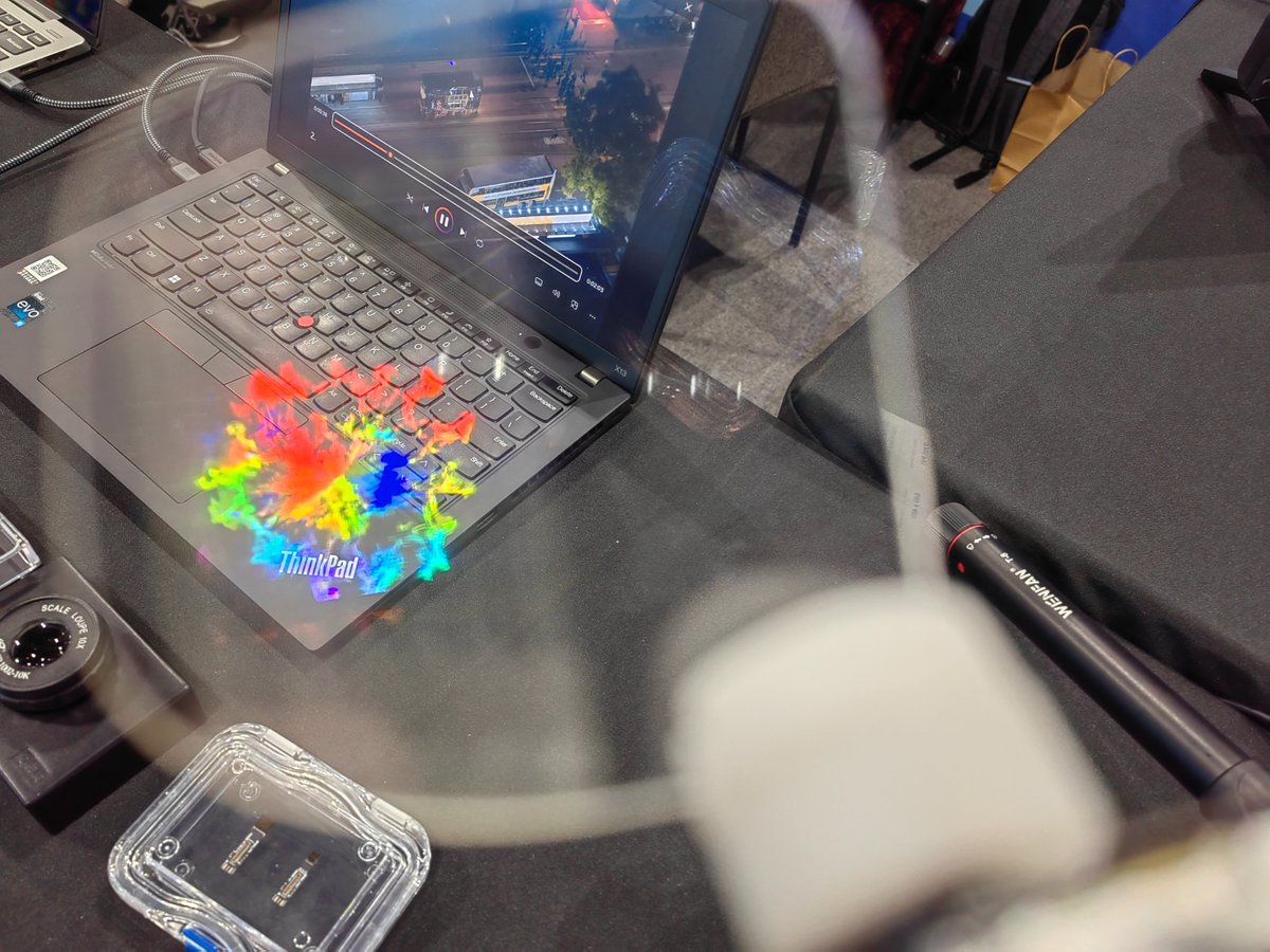 raysolve_tech's tweet image. Raysolve Steals the Show at SID #DisplayWeek2023 with its Brilliant Full-Color Micro-LED Micro-Displays – Raysolve !