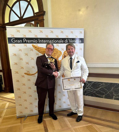 Agendaviaggi's tweet photo. A Venezia premiata l’arte della pasticceria di Ernst Knam
#ChefKnam #ErnstKnam #pasticceria #Venezia #redelcioccolato #artedellapasticceria #chef
https://t.co/ft8xrMLSag https://t.co/1D3Z4y8M6l