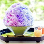 鎌倉駅近くの「こまち茶屋」の美しいかき氷!レモンシロップで色が変化する「紫陽花氷」!