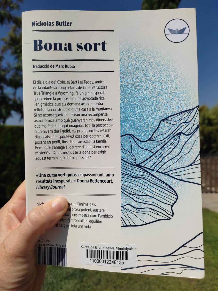 Acabo de llegir 'Bona sort' de Nickolas Butler <a href="/Ed_Periscopi/">Periscopi</a> i és d'aquelles novel·les que t'atrapa. En certs passatges m'ha recordat 'Idaho' d'Emily Ruskovich <a href="/edleshores/">Editorial LesHores</a>. Molt recomanables totes dues 👌