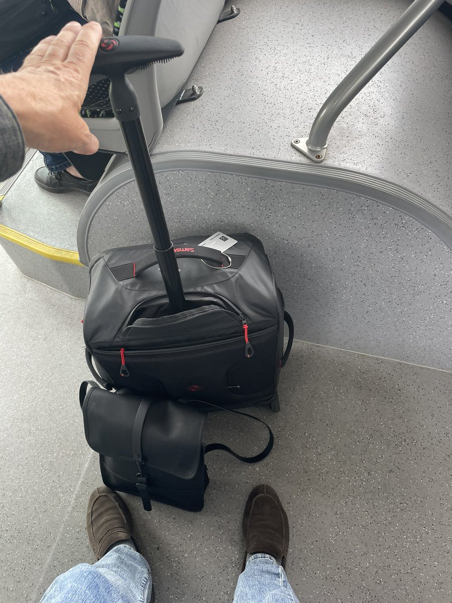 noeltoolan's tweet photo. Off to #CollisionConf - #Toronto via #Stockholm looking forward to all the great interactions & particularly to #PandaConf & #4thEstate & #Remote stages see @CollisionHQ for deets #longday https://t.co/5WG7v9w3Pu