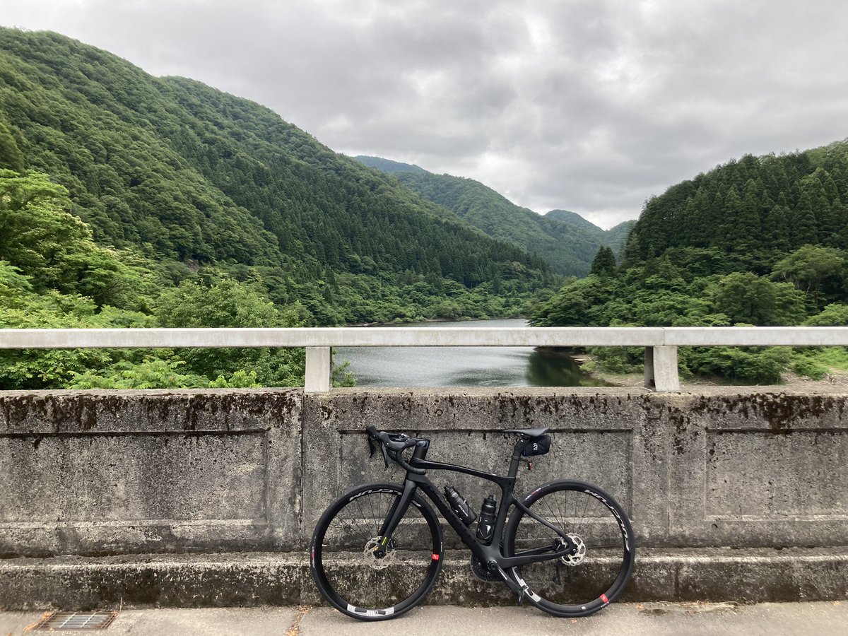 Road Bike 84.32km🚵
To Komatsu Tetsujin Bike Course.

Cadence Ave. : 78rpm❌
Moving Speed Ave. : 23.2/h △
Max Speed : 50.2km/h △

Test Ride of Komatsu Tetsujin Race
Bike course.

I had a flat tire on the rear wheel of my bicycle, I was gotten it fixed by Filipinos on the way.