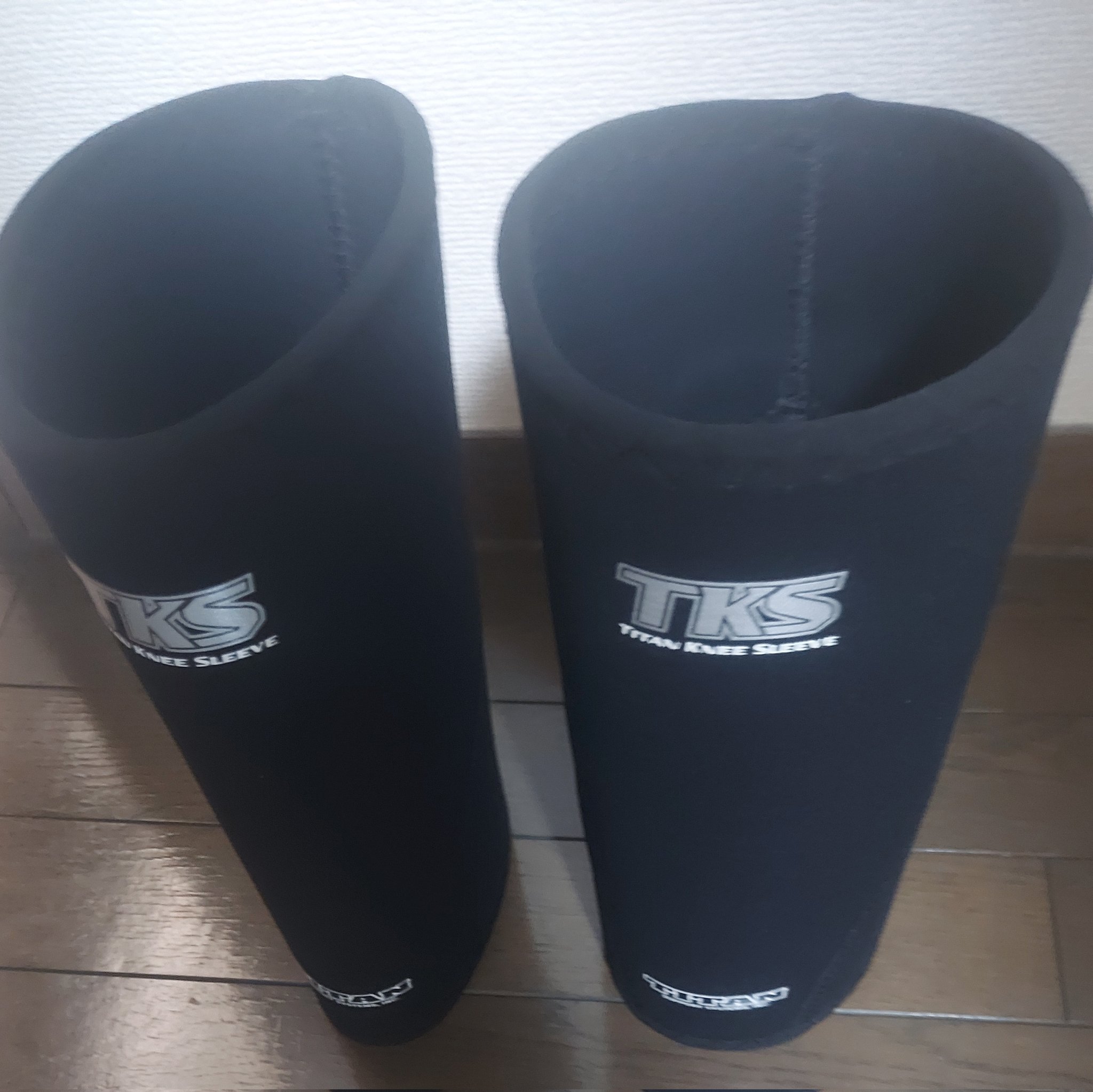 TITAN タイタン TKS ニースリーブ XL