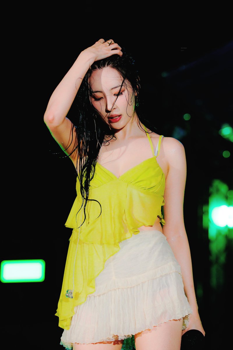 230623

#선미 #SUNMI @miyaohyeah