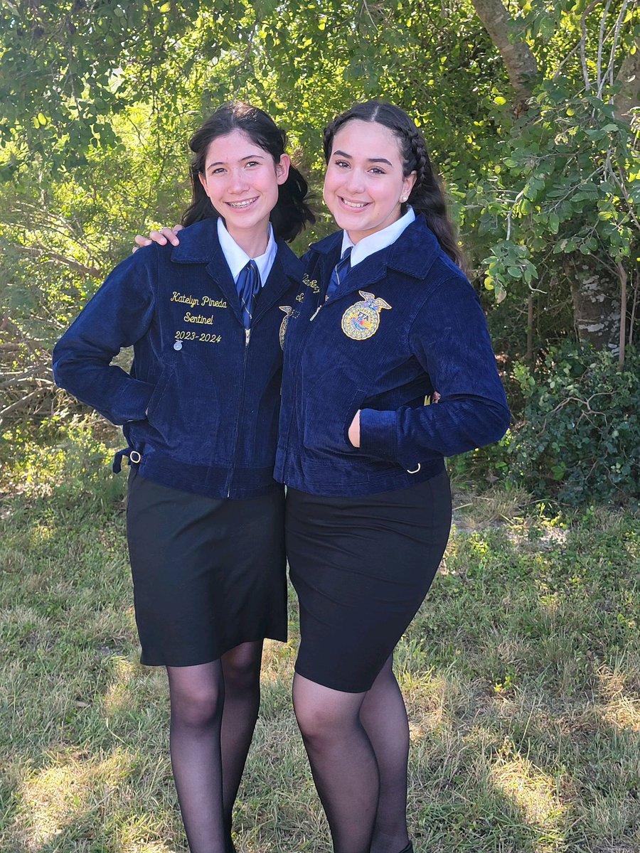 FFA_Memorial's tweet photo. @FFA_Memorial spent the weekend at Area X FFA leadership camp!  3 days full if networking, bonding, building their leadership toolbox @McAllenISDCTE @McAllenISD @Pride_Mustangs https://t.co/DTQ2cKHOZU