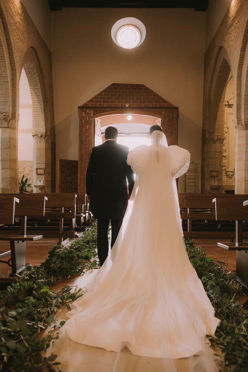 Una novia de ensueño.
Carmen ❤️

#NoviasHigar #Noviasreales #RealBride