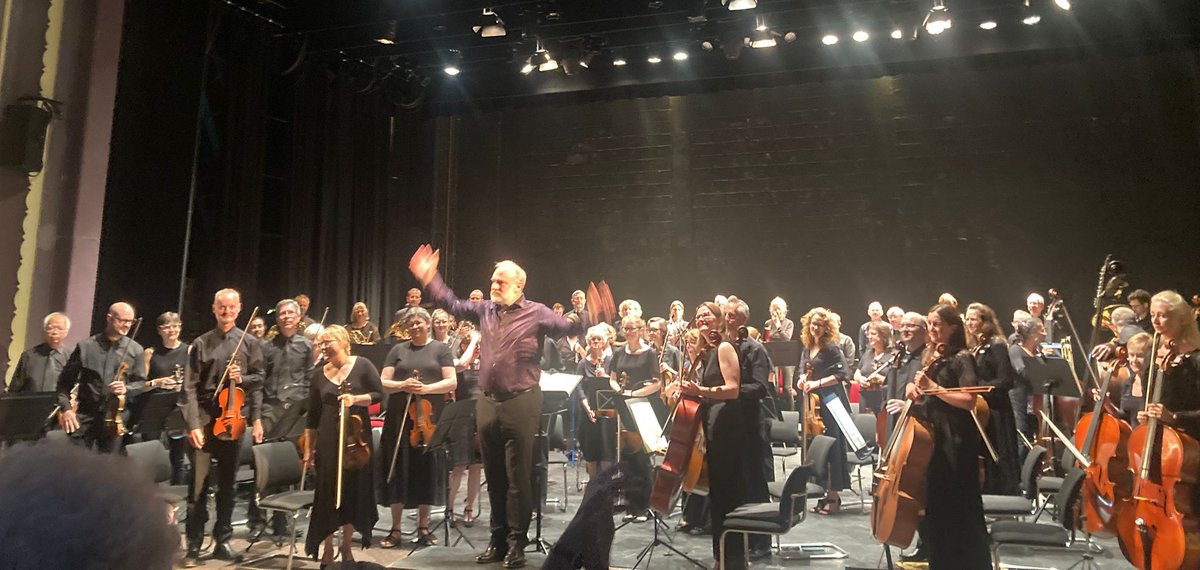 We sold out @CapitolHorsham #Horsham last night with our Fantastique concert with Toril Azzalini-Machecler! Bravi tutti - what a performance! @VisitHorsham @wscountytimes @HorshamDC @MakingMusic_UK @SussexLifeMag @HelloHorsham @EventsClassical @AAHmagazine