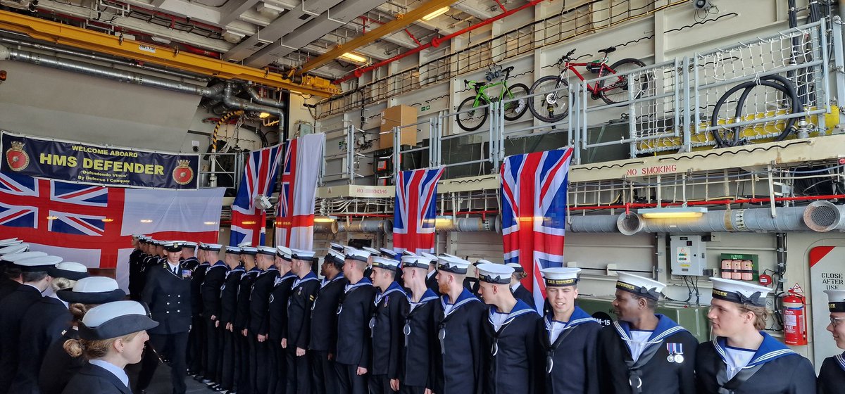 HMS Defender tweet media
